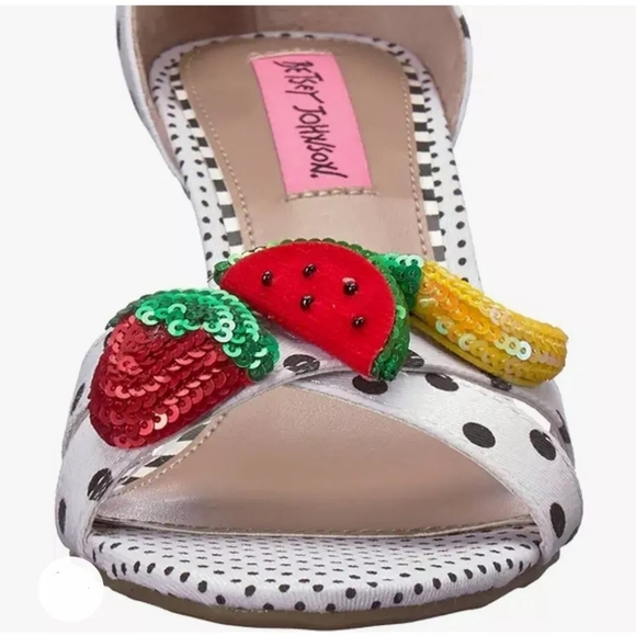 Betsey Johnson White Polka Dot Heels with Fruit Accents - Picture 4 of 9